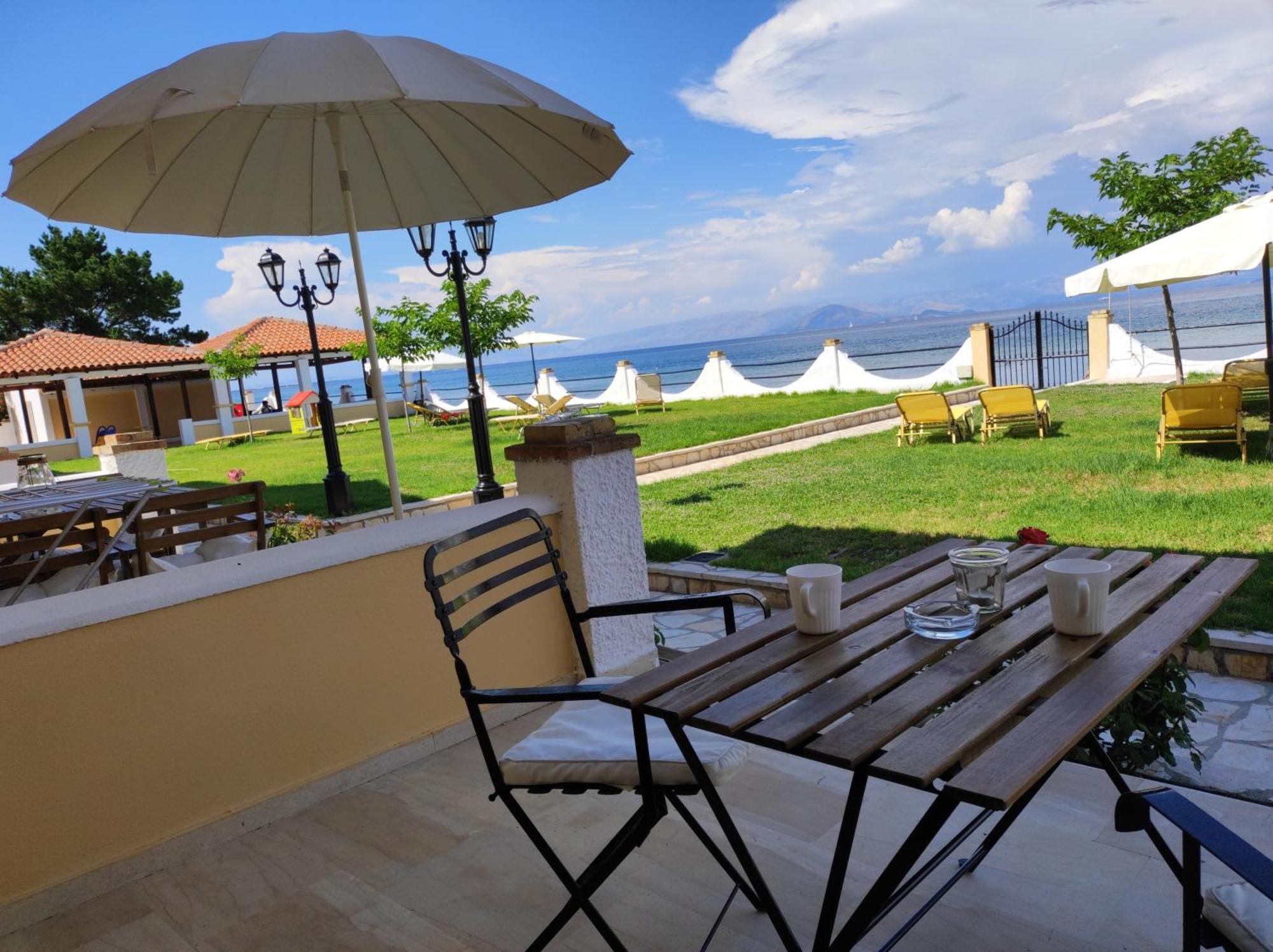 Thalassa &